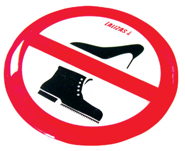ADHESIVO: PROHIBIDO CALZADO
