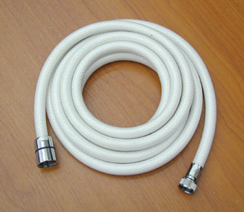 TUBO REFORZADO PVC 300CM.P/DUCHA