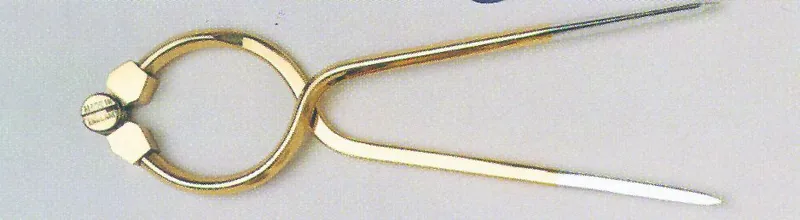 COMPAS DE PUNTAS 17,8CM.LATON