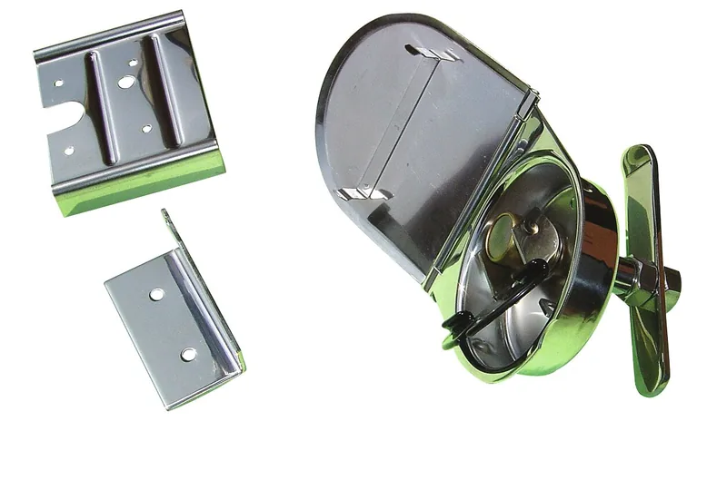 Cierre con tapa inox.