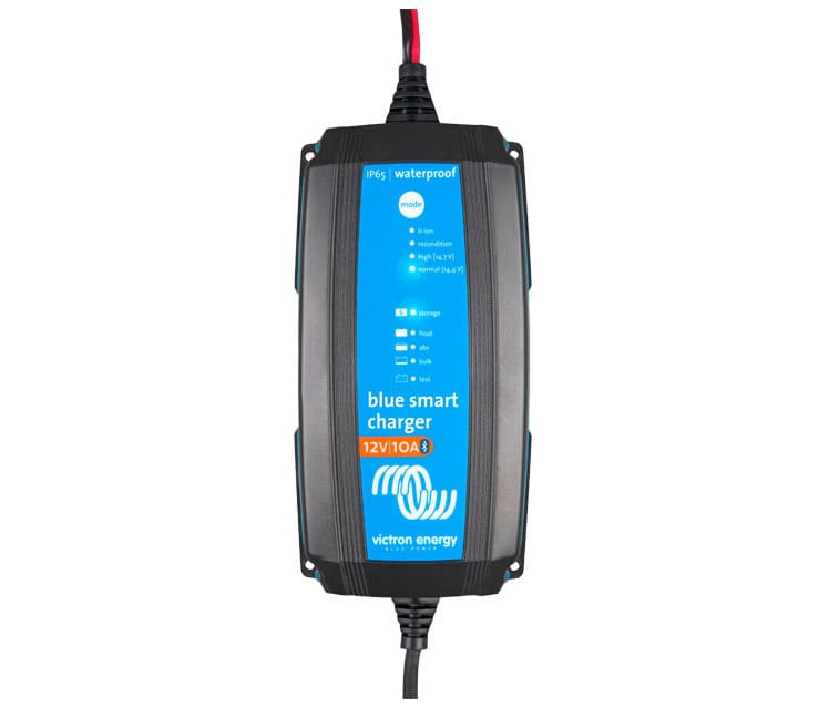 Victron Blue Smart IP22 charger 12 V/10 A (1)