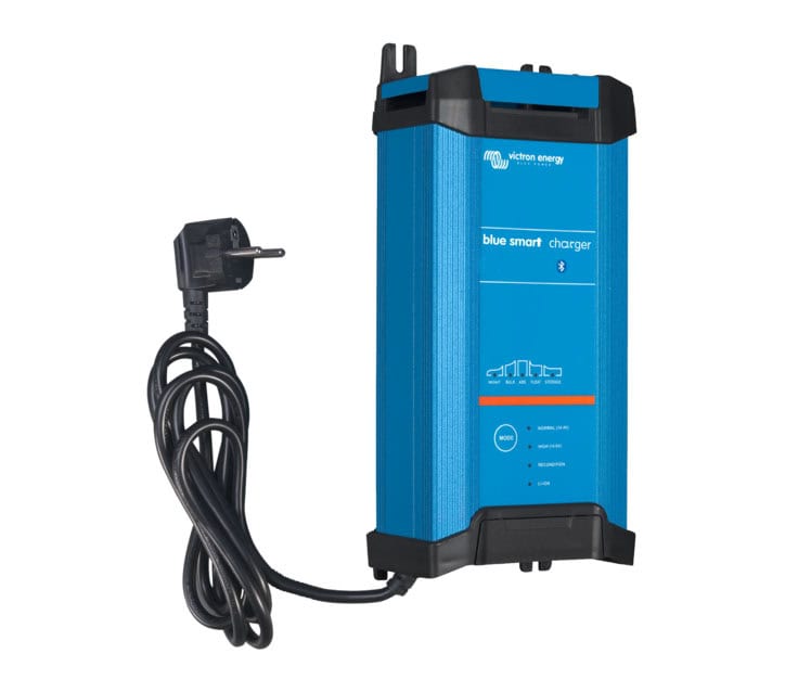 Chargeur Victron Blue Smart IP22 12 V/20 A (1)