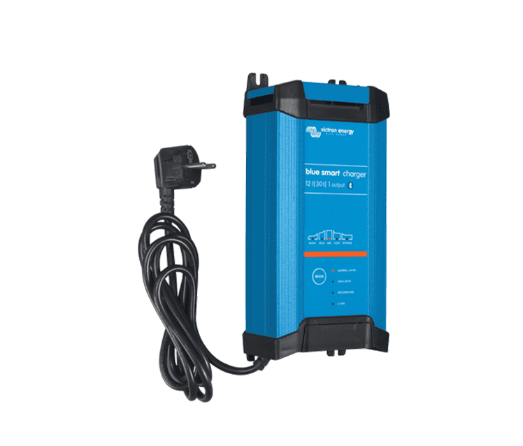 Victron Blue Smart IP22 charger 12 V/30 A (1)