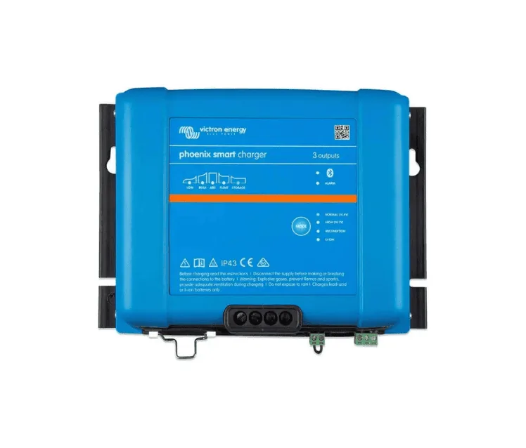 Victron Phoenix Smart IP43 charger 12/30